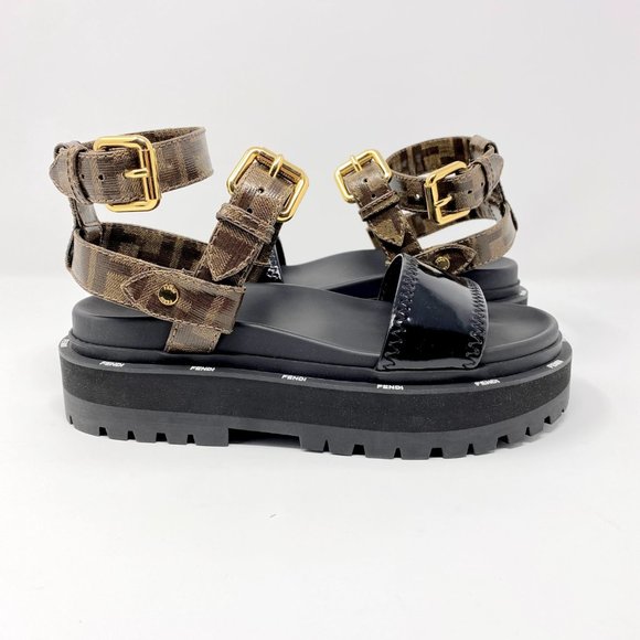 SANDALS Sandals in glossy black neoprene - Picture 5 of 7